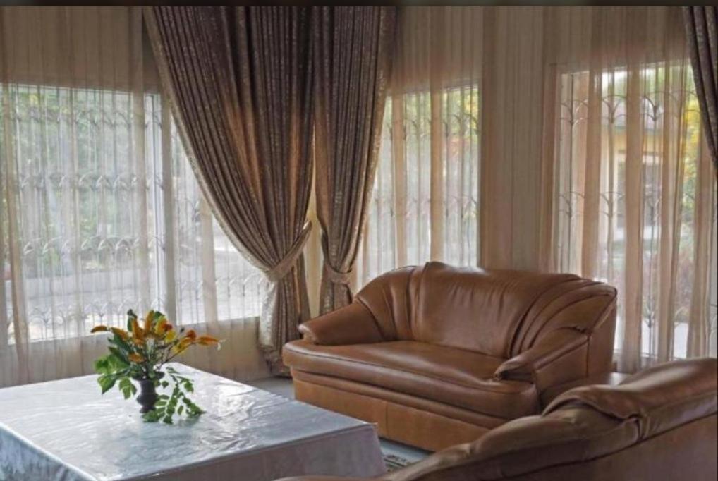 Gabelo Guest House ブキティンギ エクステリア 写真