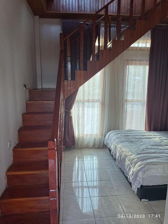 Gabelo Guest House ブキティンギ エクステリア 写真